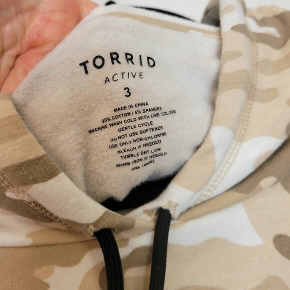 TORRID Active Tan Camo Pullover Hoodie Sweatshirt Cozy Neutral Plus Size 3X - Picture 4 of 15